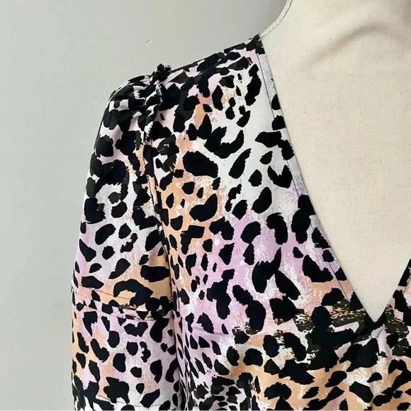 Veronica Beard Ramona Leopard Silk Blend V-Neck 3/4 Sleeve Top Size 2 - Picture 3 of 15